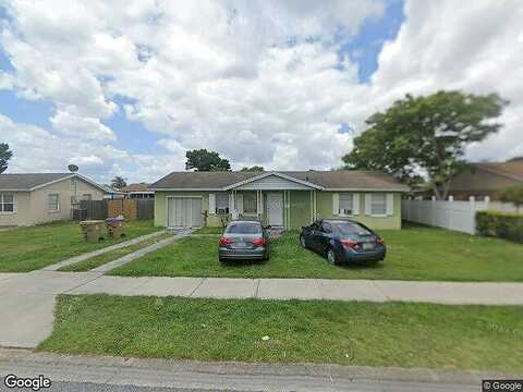Dahlia, KISSIMMEE, FL 34743