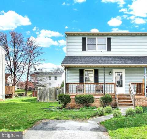 Edward, HANOVER, PA 17331