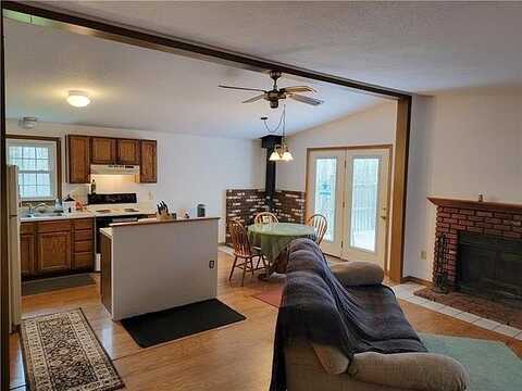 Lake, LEHIGHTON, PA 18235