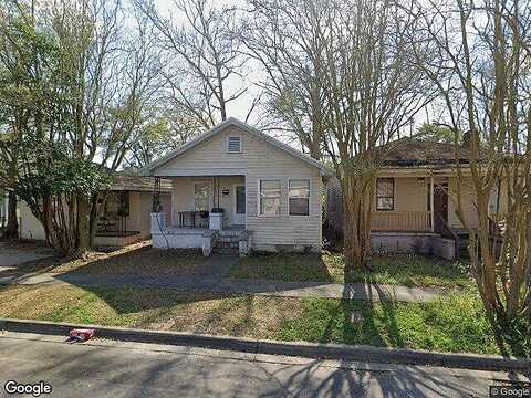 44Th, SAVANNAH, GA 31405