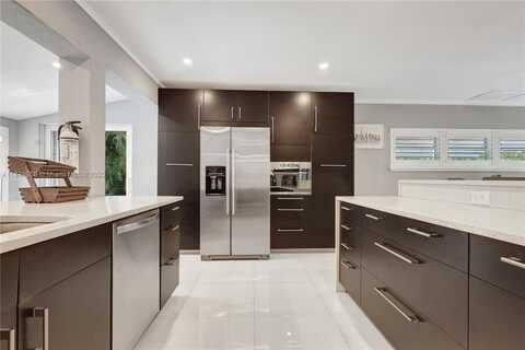 424 NE 27th Dr, Wilton Manors, FL 33334