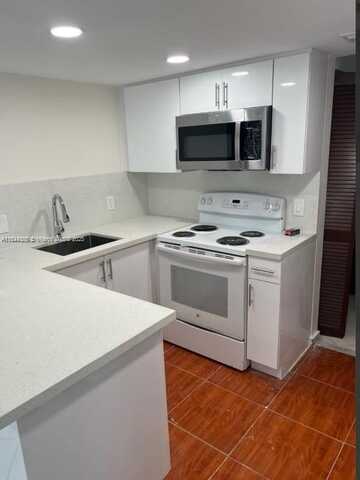 10651 SW 108th Ave, Miami, FL 33176