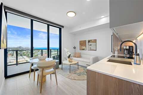 580 72nd St, Miami Beach, FL 33141