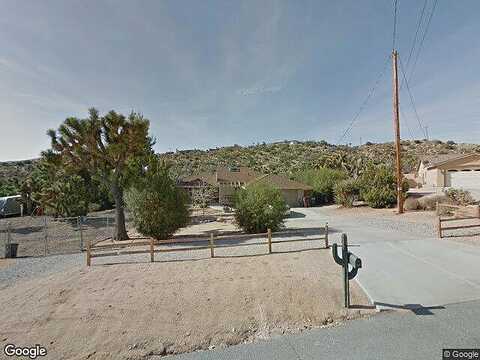 Navajo, YUCCA VALLEY, CA 92284