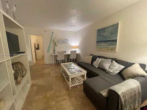 100 Sunrise Dr, Key Biscayne, FL 33149