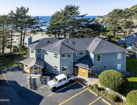 Woody, NEWPORT, OR 97365