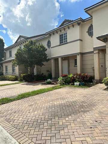 2041 Nassau Dr, Riviera Beach, FL 33404