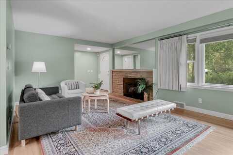 Chatelain, MINNEAPOLIS, MN 55422