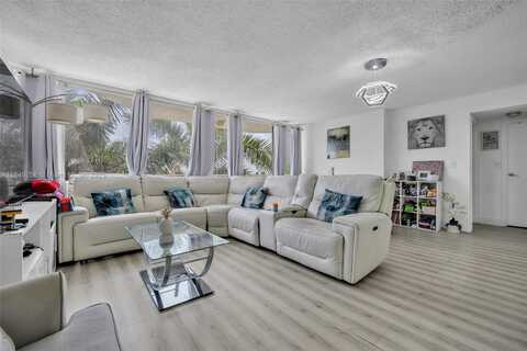 7601 E Treasure Dr, North Bay Village, FL 33141