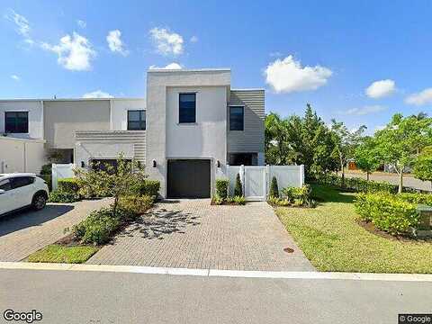 17Th, FORT LAUDERDALE, FL 33311