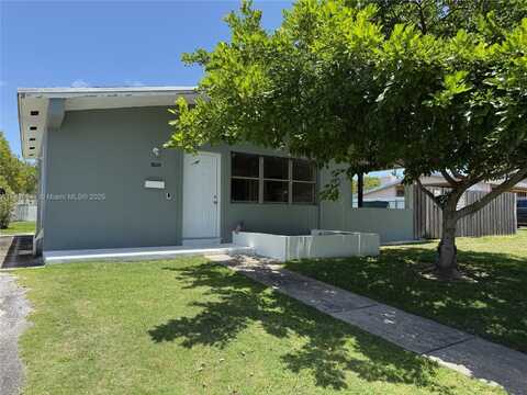 9625 SW 181st Ter, Palmetto Bay, FL 33157