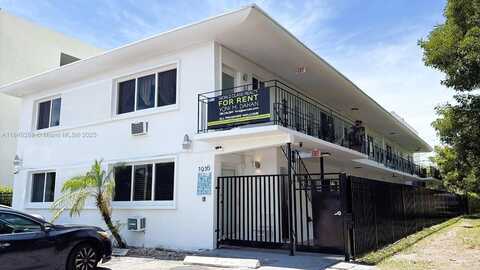 1936 Normandy Dr, Miami Beach, FL 33141