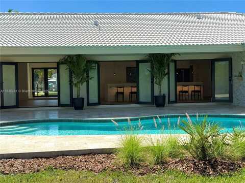 8845 SW 176th Ter, Palmetto Bay, FL 33157