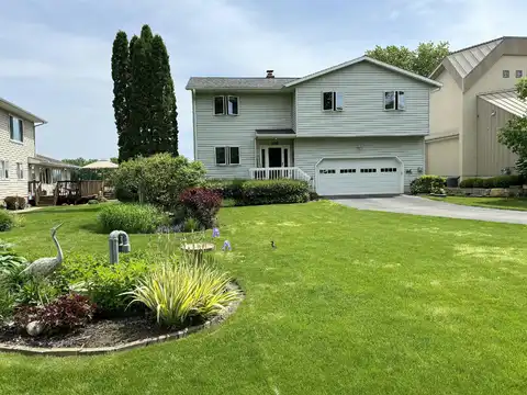 Shore Acres, LA CRESCENT, MN 55947