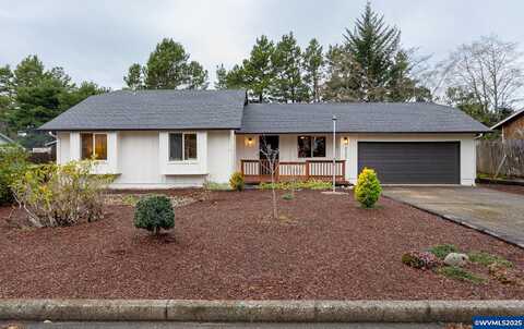 Spruce, FLORENCE, OR 97439