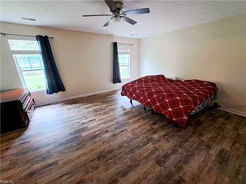 Matthew, WILLIAMSBURG, VA 23185