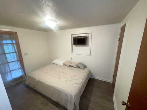 Sandy, BURNEY, CA 96013