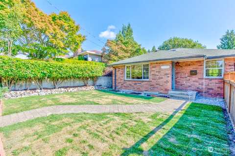 Kenyon, SEATTLE, WA 98126