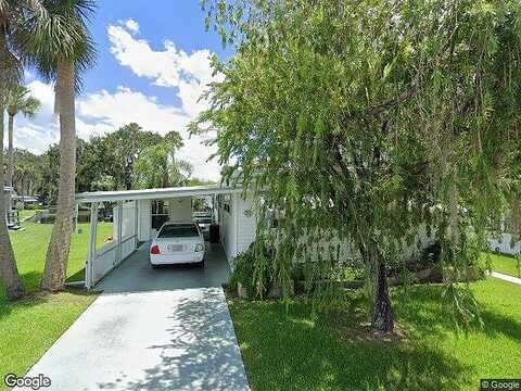 Cocos Plumosa, EUSTIS, FL 32726