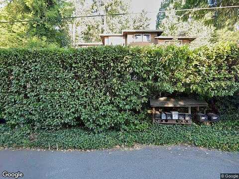 Lake Sammamish, BELLEVUE, WA 98008