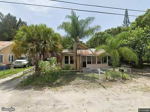 15Th, FORT PIERCE, FL 34950