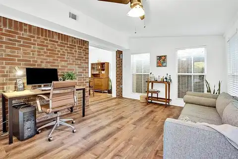 Joshua, DENTON, TX 76209