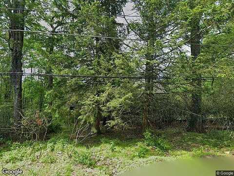 Summit, SWIFTWATER, PA 18370