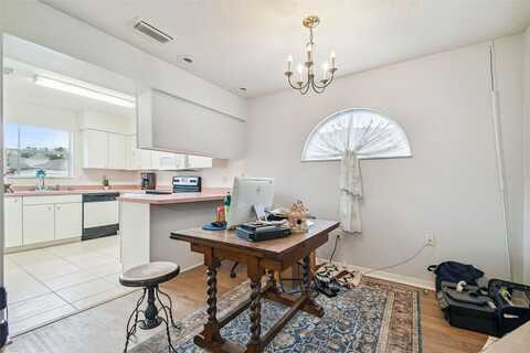 Zeller, SAN ANTONIO, FL 33576