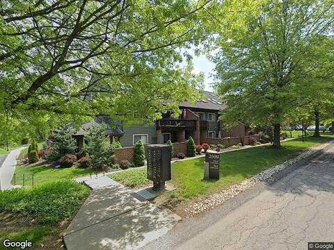 Leona, CORAOPOLIS, PA 15108
