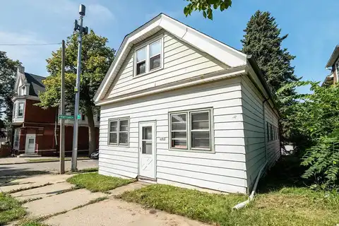 7Th, MILWAUKEE, WI 53215