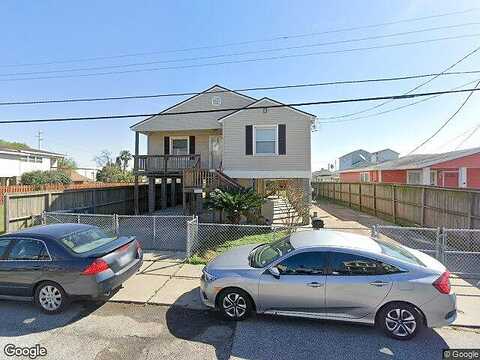 72Nd, GALVESTON, TX 77551