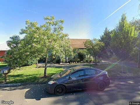 12Th, EUGENE, OR 97402