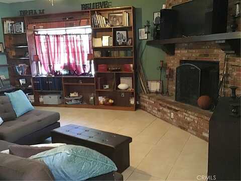 Kittridge, RESEDA, CA 91335