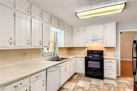Brandy Woods, CONYERS, GA 30013