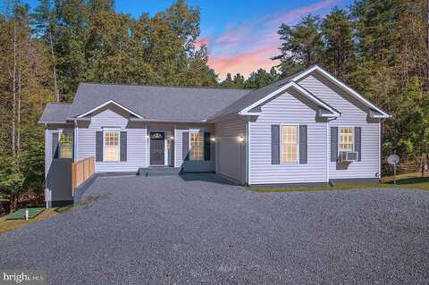 Red Oak, MINERAL, VA 23117