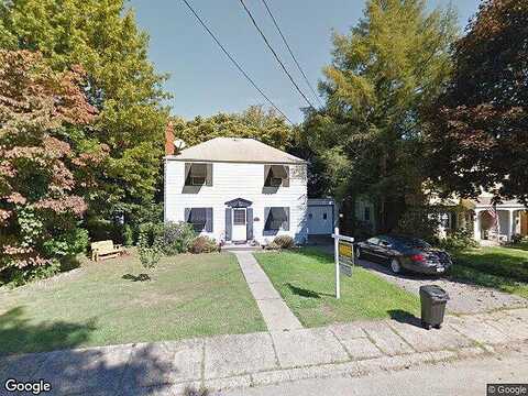 Westview, NEW KENSINGTON, PA 15068