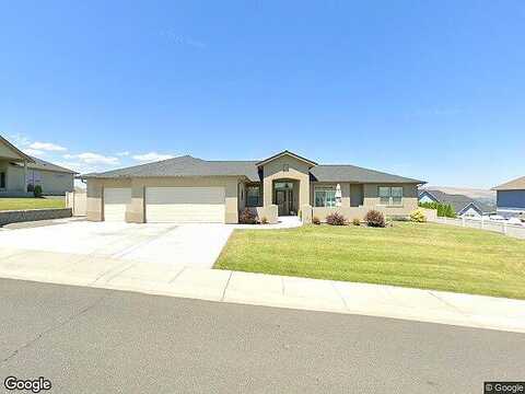 Heritage Hills, SELAH, WA 98942