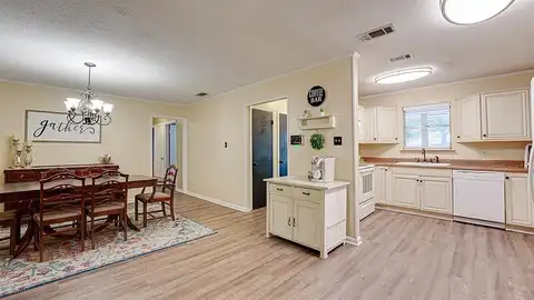 Austin, ENNIS, TX 75119