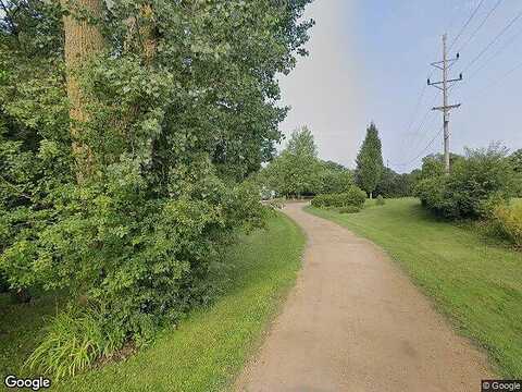 Tami, MANKATO, MN 56001