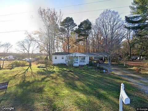 Regina, LANCASTER, VA 22503