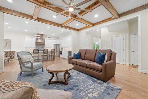 William Storrs, YORKTOWN, VA 23693