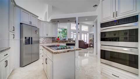 156Th, PEMBROKE PINES, FL 33027