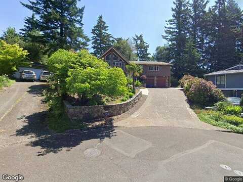 Cleone, HAPPY VALLEY, OR 97086