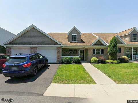 Still Waters, PENNSBURG, PA 18073