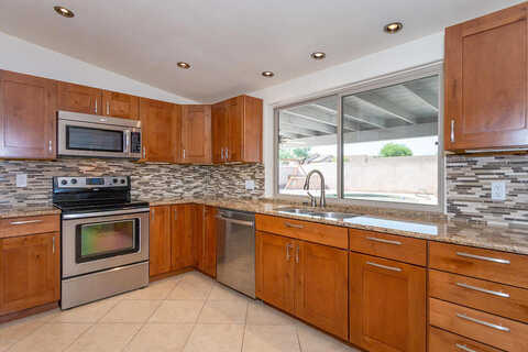 38Th, TUCSON, AZ 85730