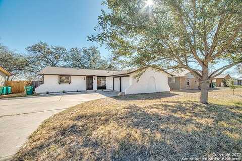 Leading Oaks, LIVE OAK, TX 78233