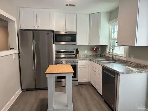 Cedar, MILTON, FL 32570