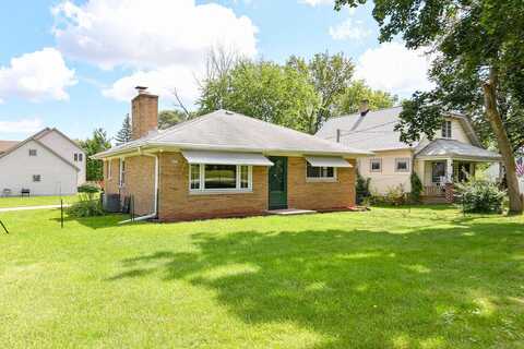 114Th, MILWAUKEE, WI 53225