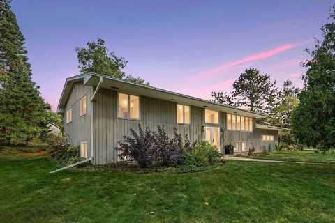 Maple, SAINT PAUL, MN 55126