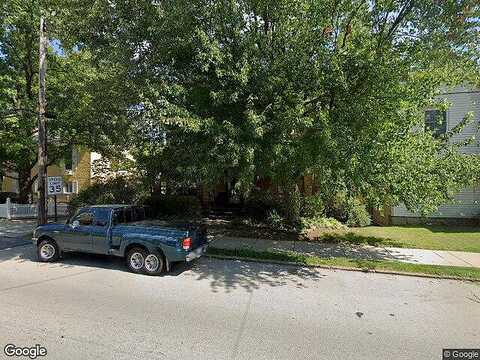 Beau, WASHINGTON, PA 15301